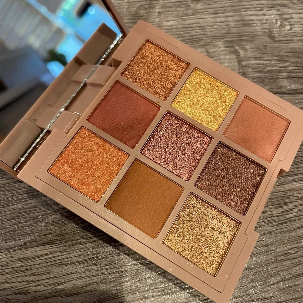 Ciate London Eyeshadow Palette in Bronzed - 9 Shades!